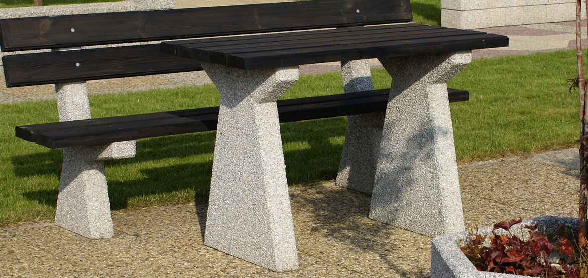 Betonowy stół ogrodowo parkowy