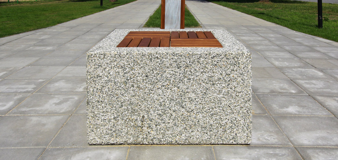 Kron - parkowe siedzisko z betonu płukanego