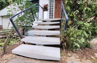 Nowoczesne schody wykonane w technologii betonu architektonicznego