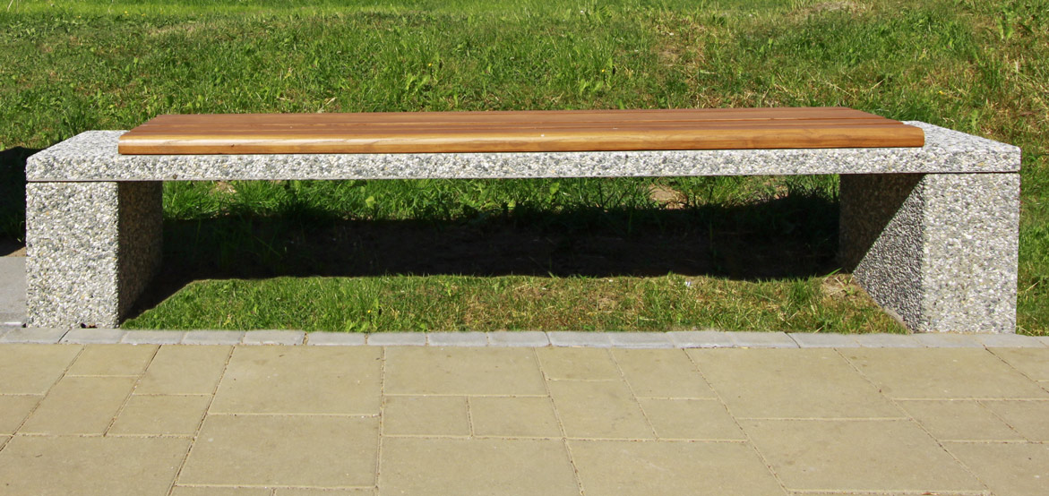 Skate - betonowa ławka parkowa bez oparcia z wygodnym siedziskiem.